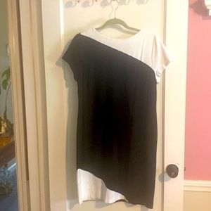 Chicos size 2. Black and white. Knee length
